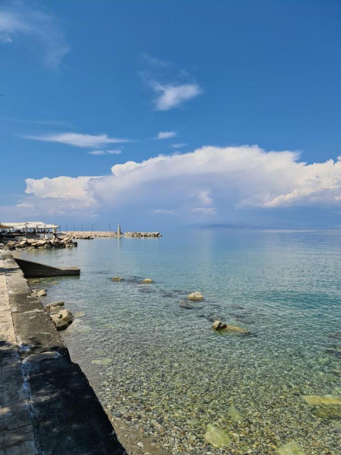 Seaside Apartment In Xilokastro - Selene By Booking Kottas Xylokastro Exteriör bild